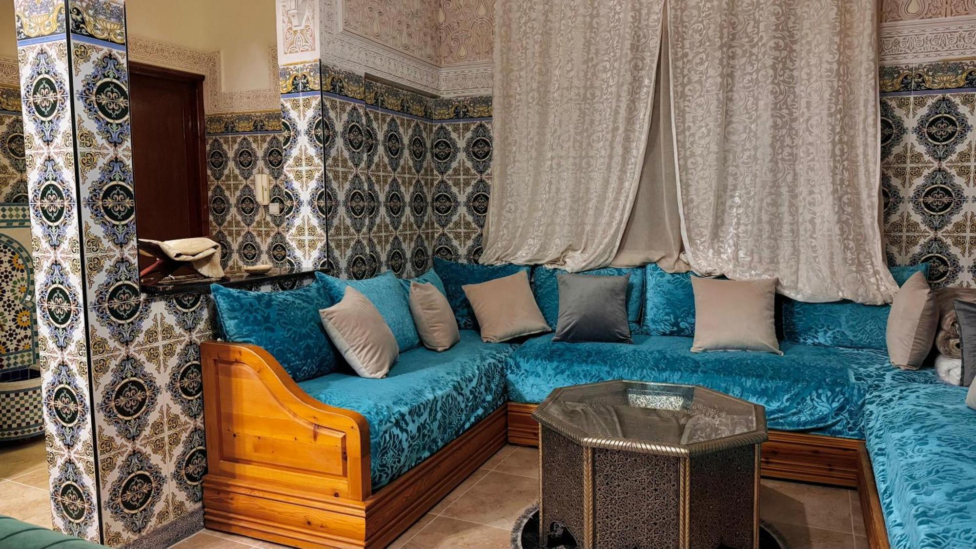 Appartement Near To Airport 262 Avenue El Khalij 2 Bedroom マラケシュ エクステリア 写真